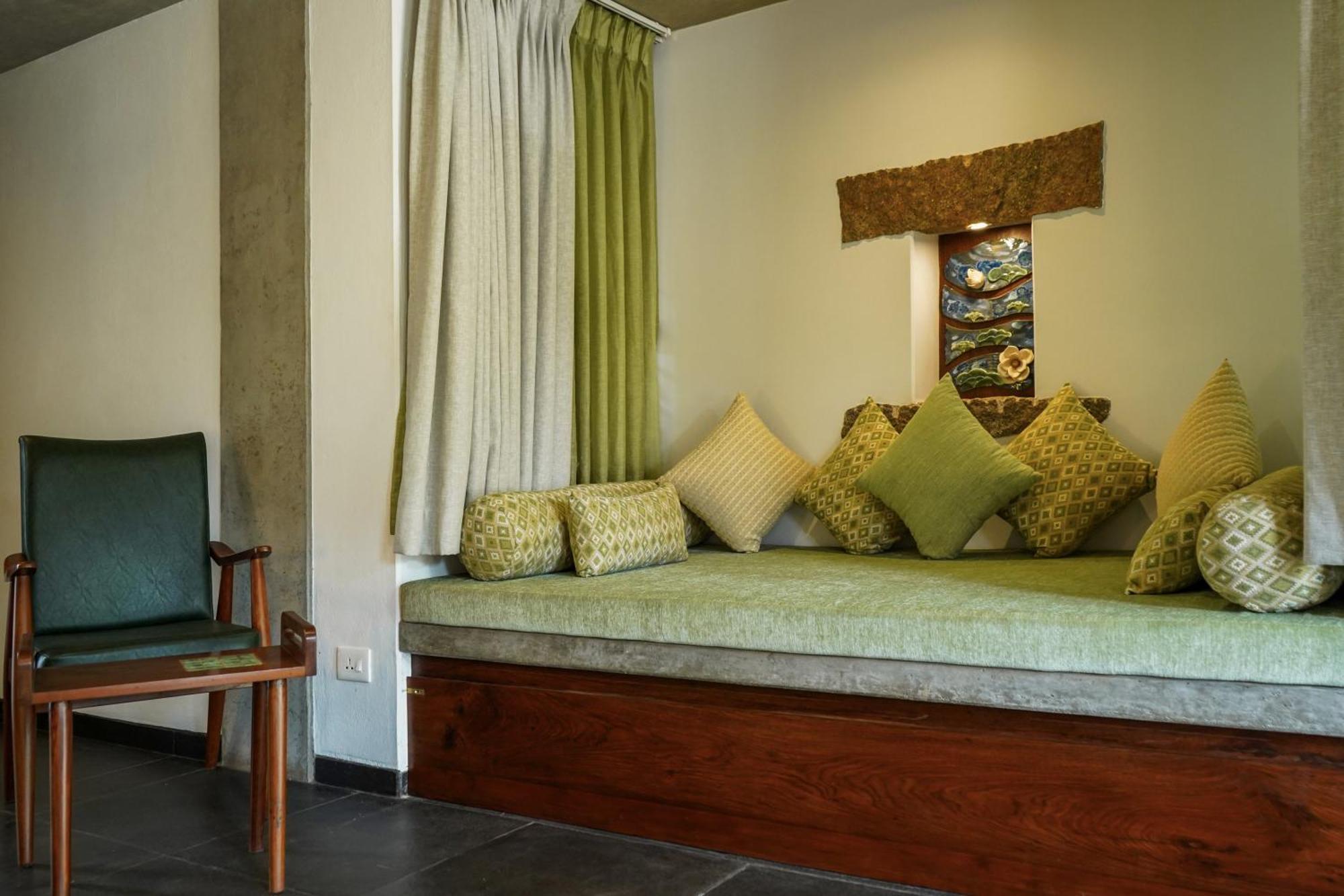 Temple Tree Retreat Bed & Breakfast Auroville Exterior photo