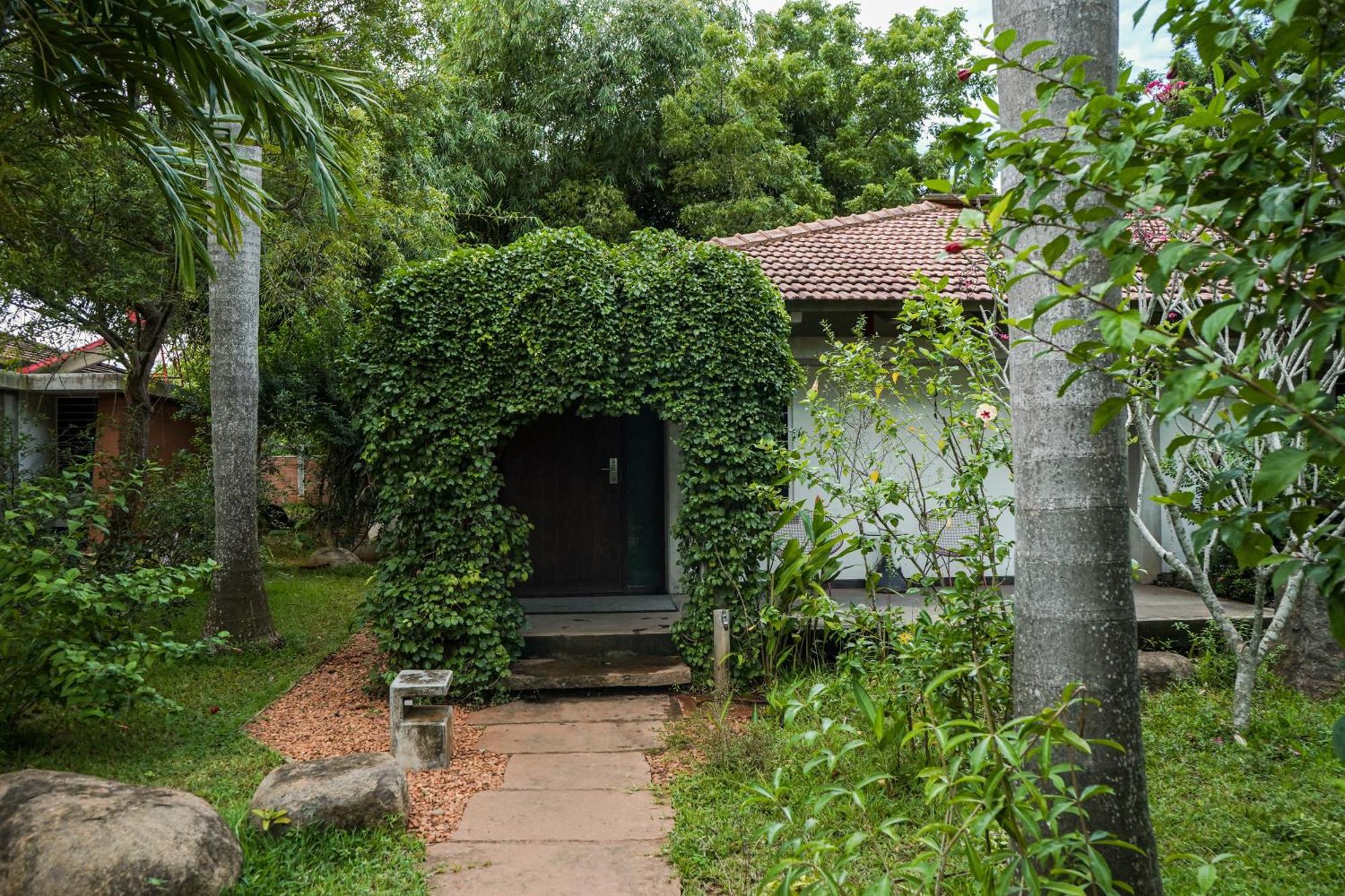 Temple Tree Retreat Bed & Breakfast Auroville Exterior photo